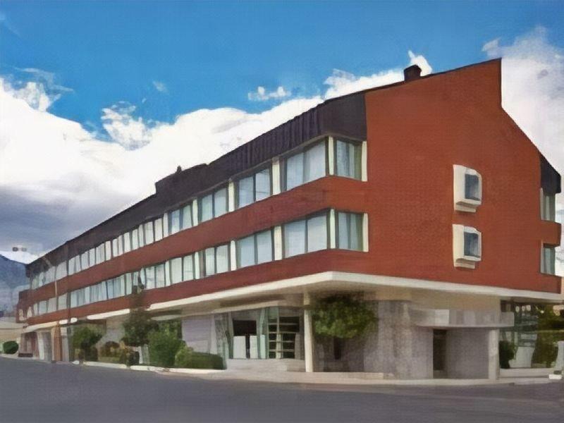 Hotel Tehuelche Esquel Exteriör bild