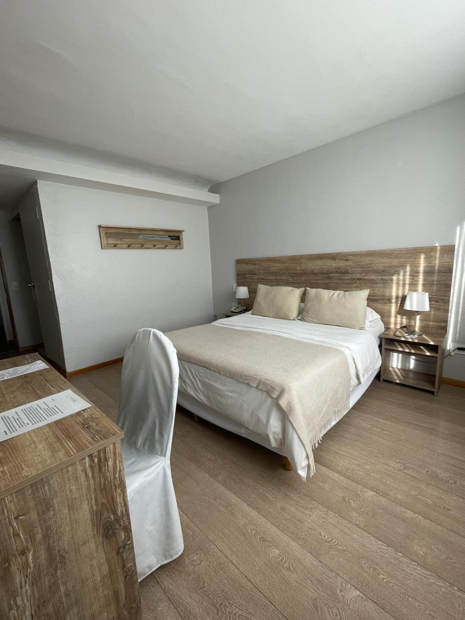Hotel Tehuelche Esquel Exteriör bild