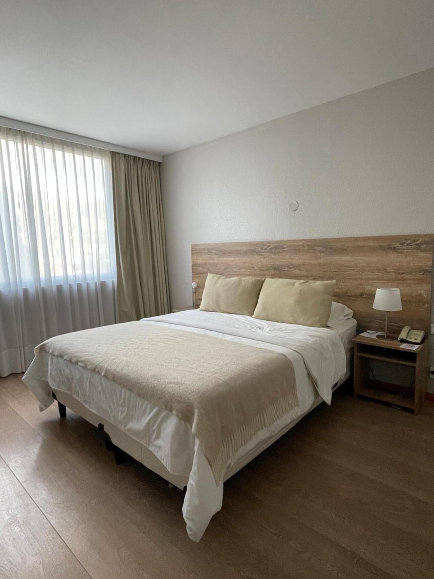 Hotel Tehuelche Esquel Exteriör bild